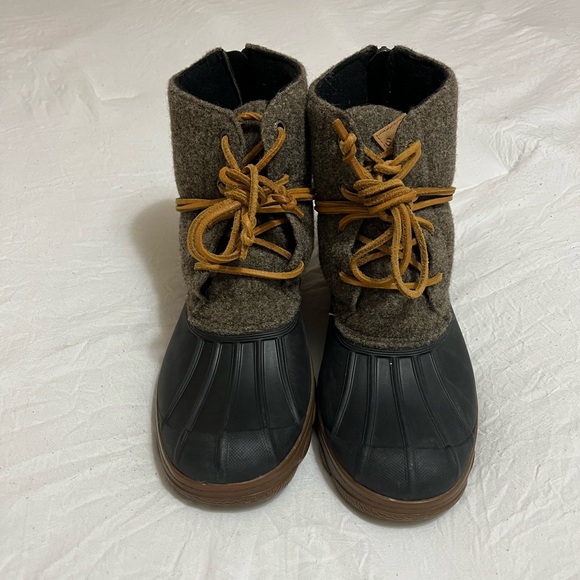 Sperry Saltwater Top Sider Wedge Boots, size 9. - Picture 4 of 6